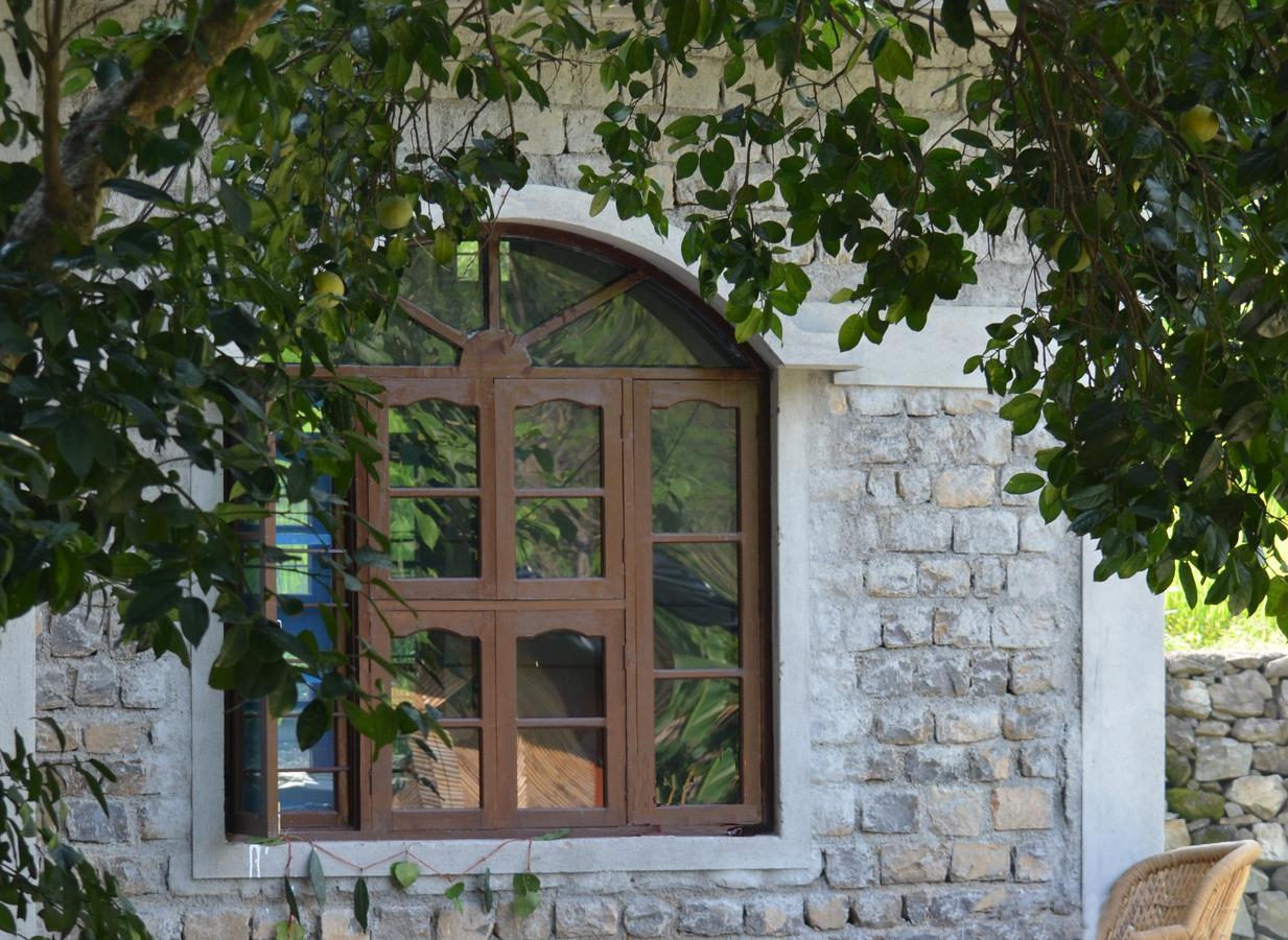 Rishis International Hotel Bijni Buitenkant foto